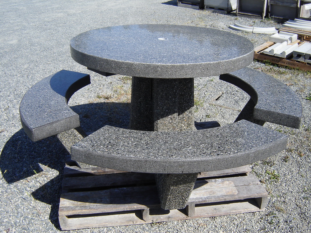 round-table-standard-black.jpg